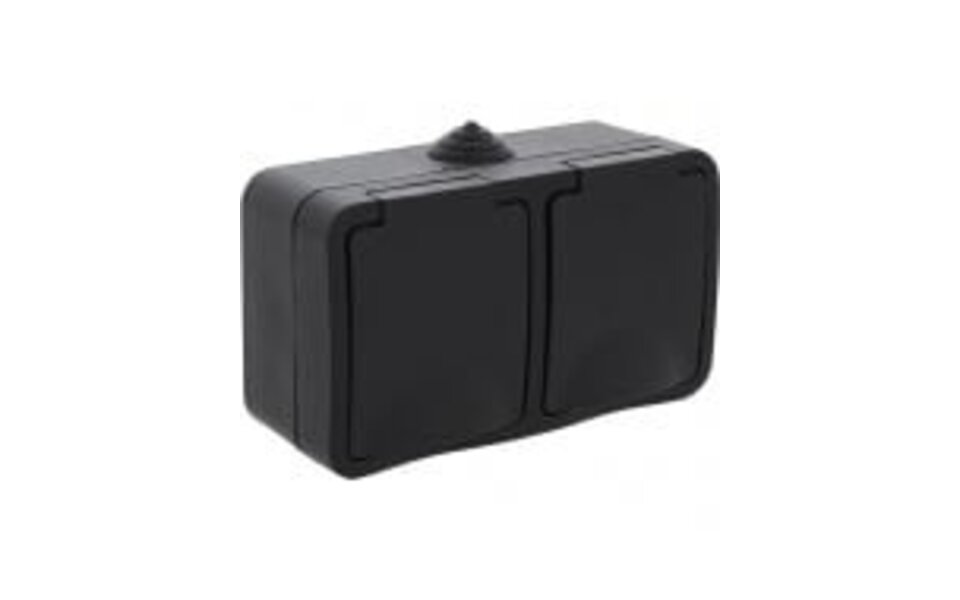 Q-LINK Q-LINK 4-way Surface-mounted Wall Socket Matte Black with Earth Connection and Child Safety Q-LINK Q-LINK 4-way Surface-mounted Wall Socket Matte Black with Earth Connection and Child Safety