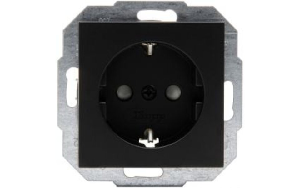 KOPP KOPP Athenis HK07 Wall Socket Matte Black - Single, Grounded & Child Safety - LED accessories KOPP KOPP Athenis HK07 Wall Socket Matte Black - Single, Grounded & Child Safety - LED accessories