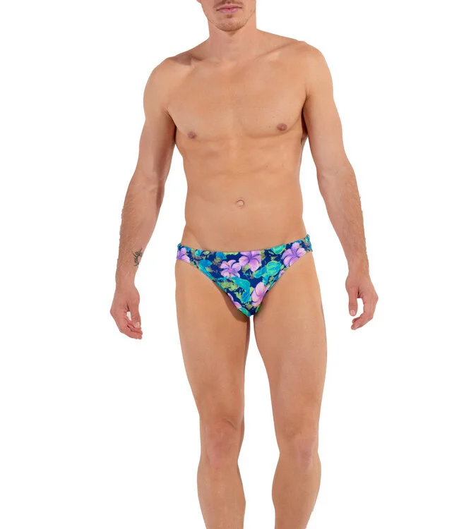 Herren Bade-Slips – Sportlich, stilvoll und bequem