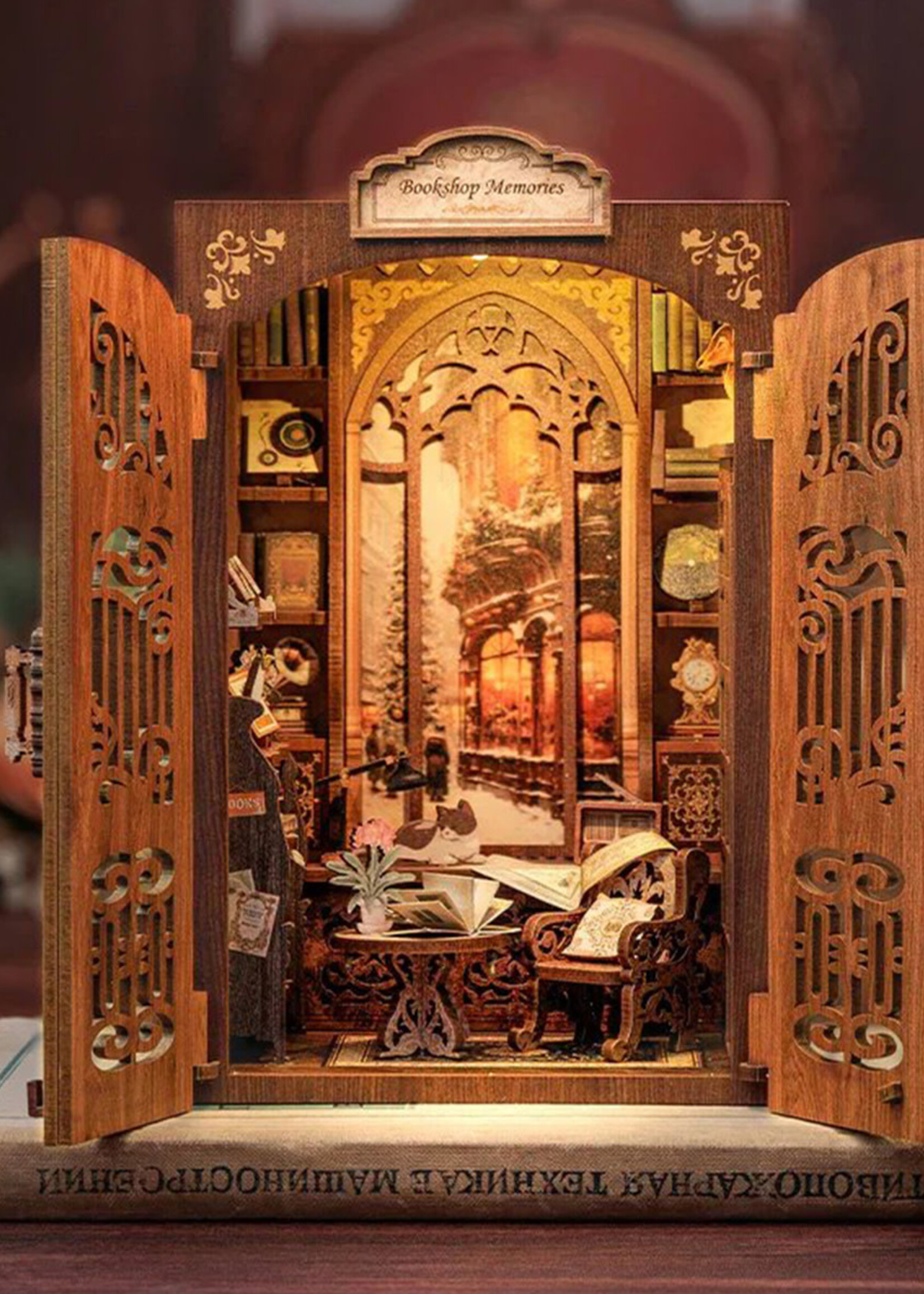 Book Nook Kit DIY Bookshop Memories 127pc + LED Light