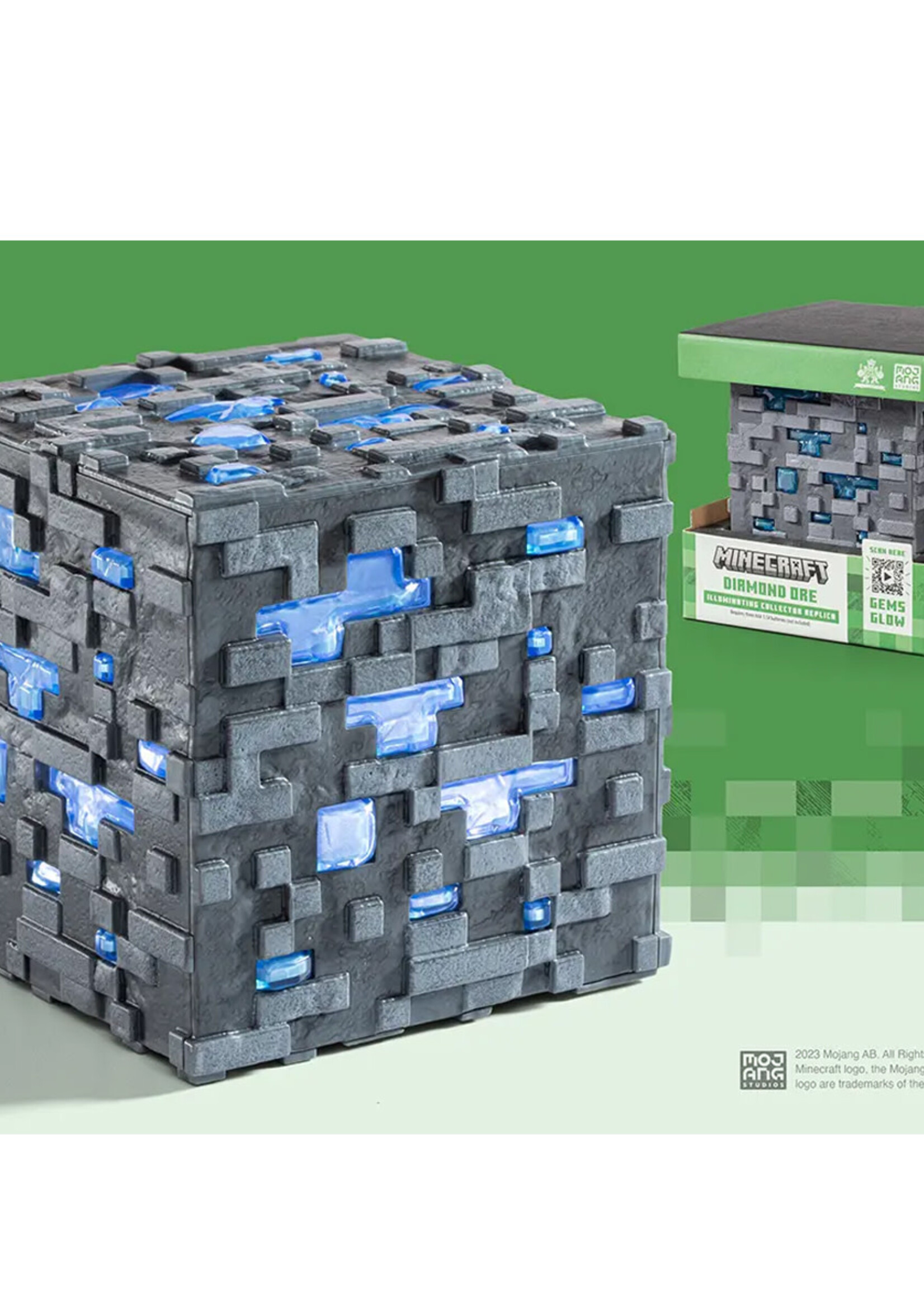 Minecraft Luminous Diamond Ore  Collector Replica 10cm