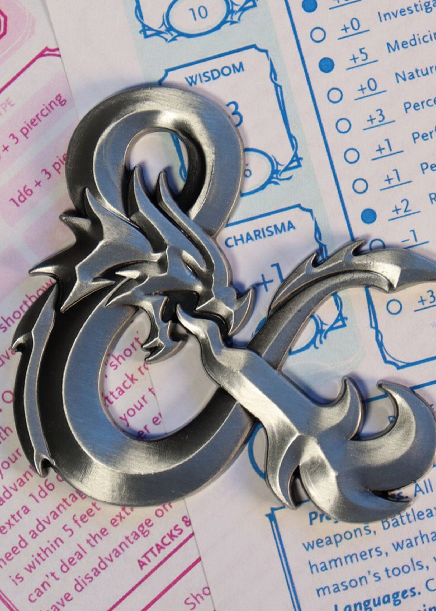 Dungeons & Dragons Limited  Edition Ampersand Medallion