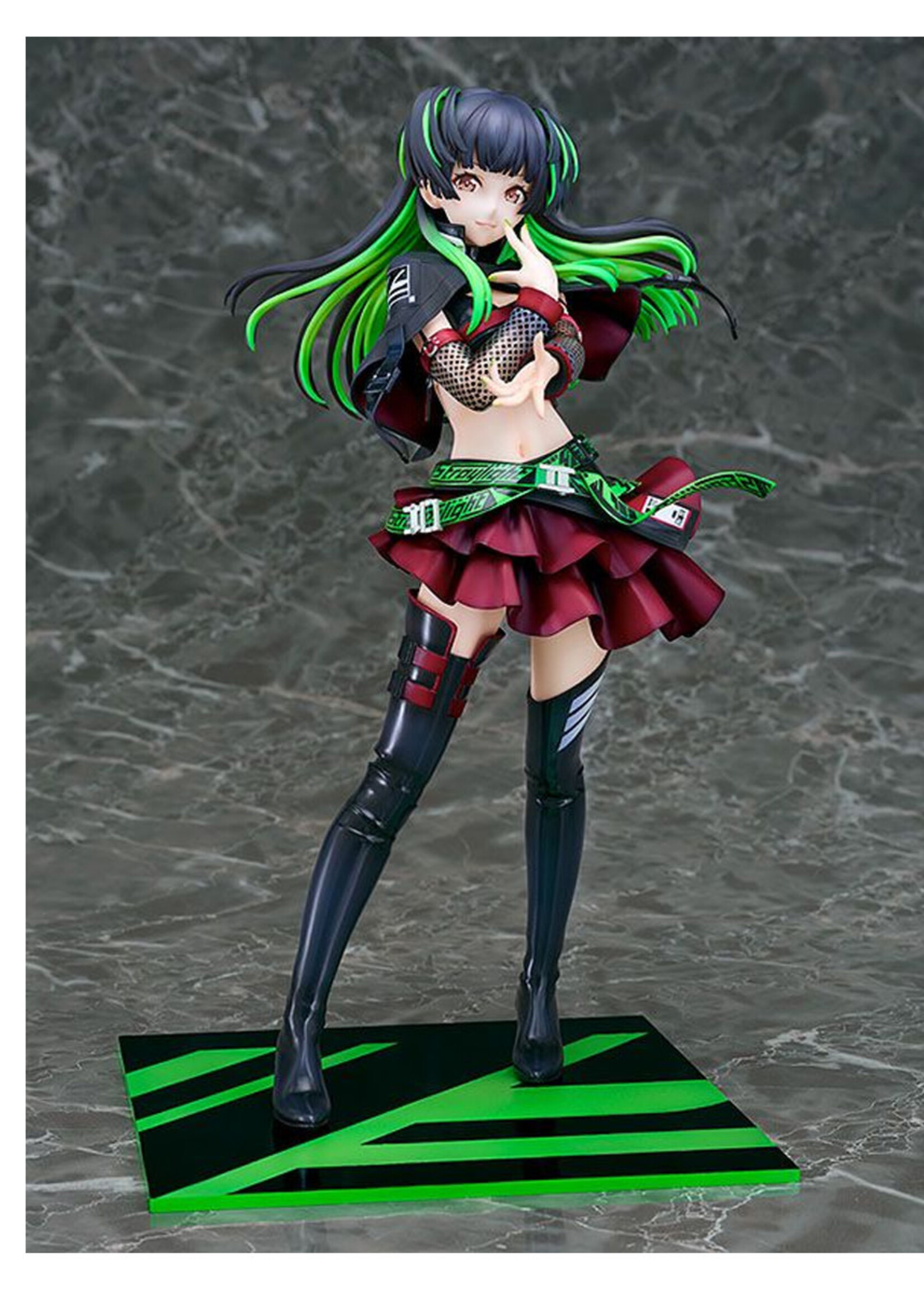 The Idolmaster Shiny Colors     Fuyuko Mayuzumi Statue 23cm