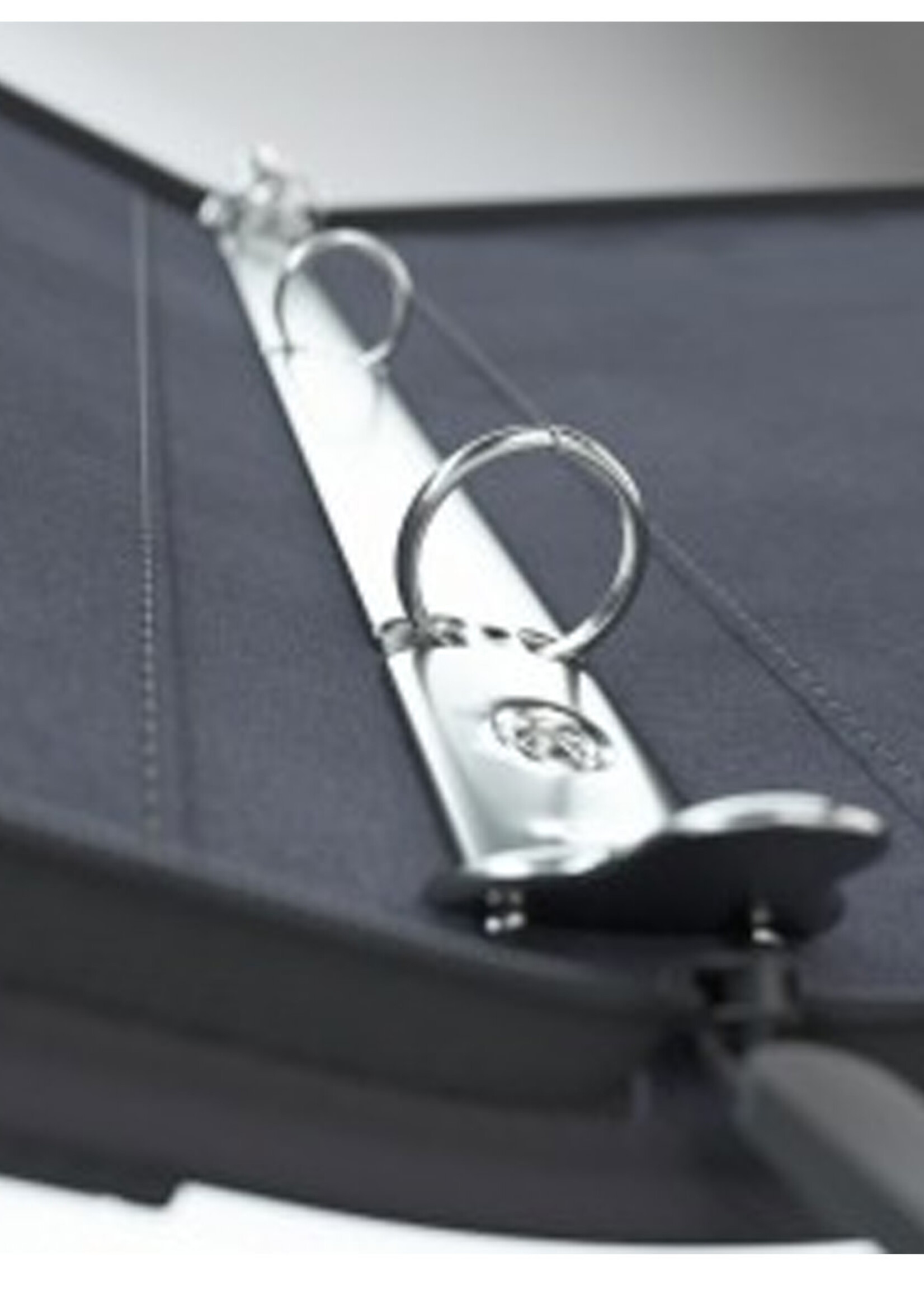 GameGenic 3-Ring Zip-Up Binder Slim Black