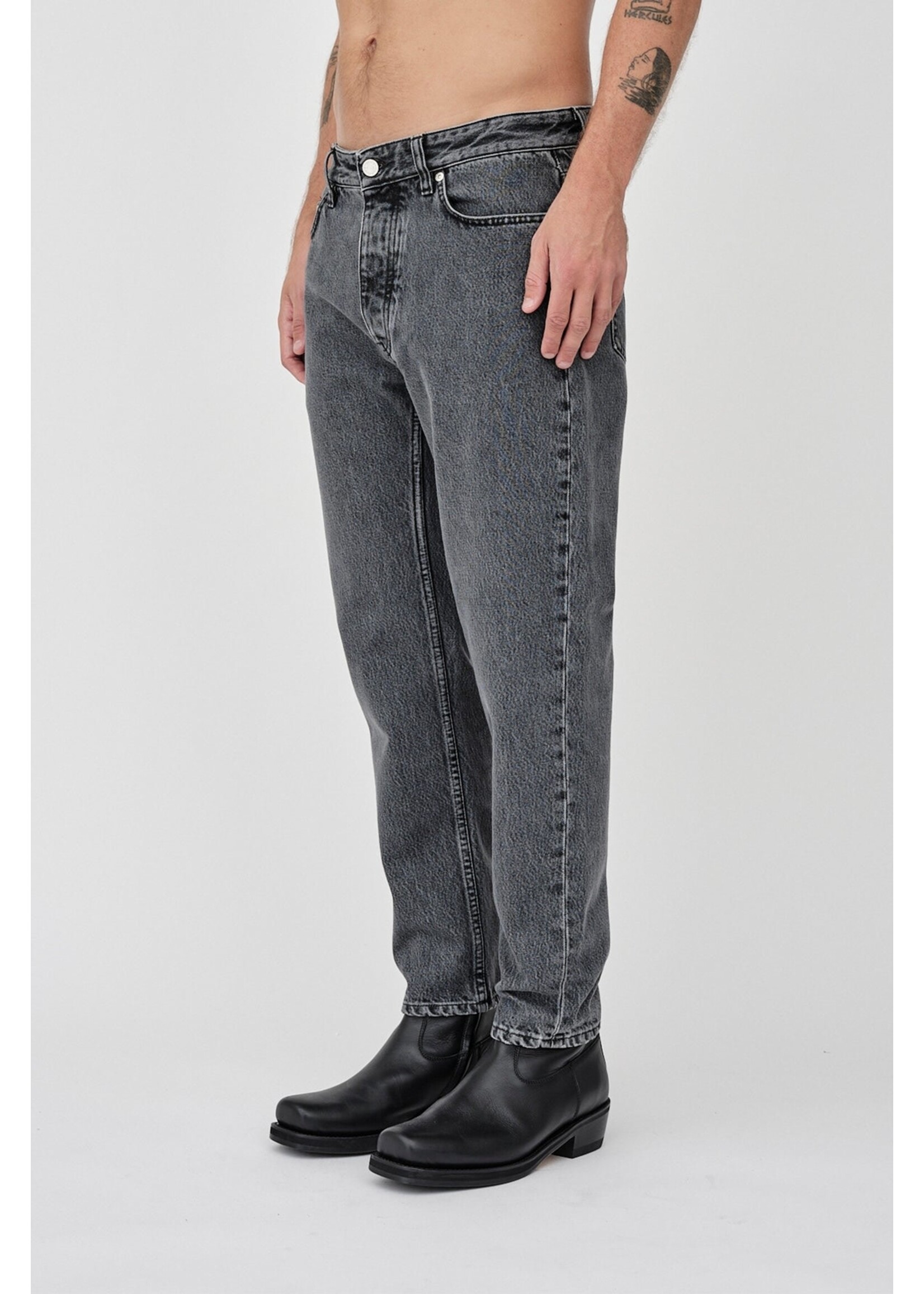 Won Hundred Ben - Pleasant Grey