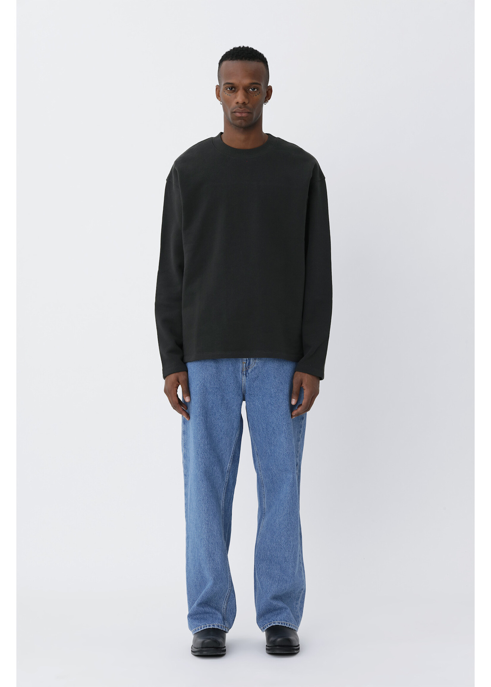 Won Hundred Won Hundred Staff Boxy LS - Pirate Black