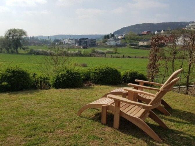 Riviera sun lounger with footstool