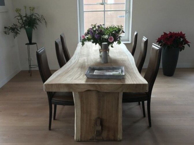 Tree trunk top table 100/110 x 240 cm x 10cm