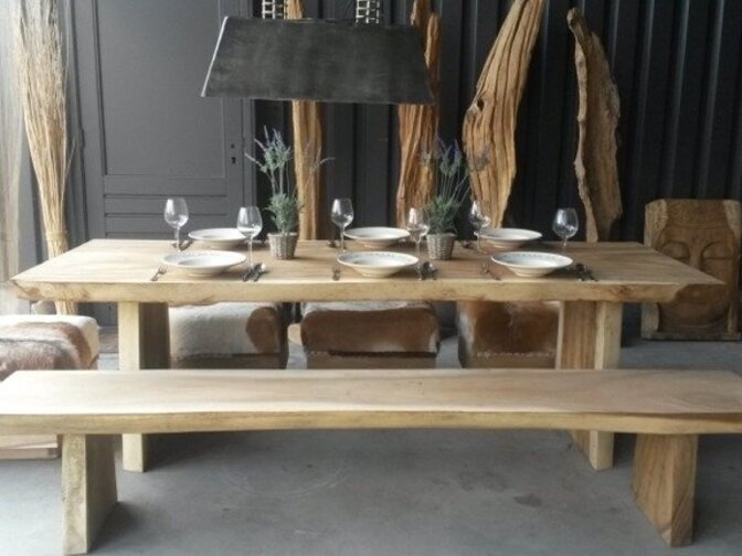 Robust tree trunk top table 100/110 x280 cm x 10cm