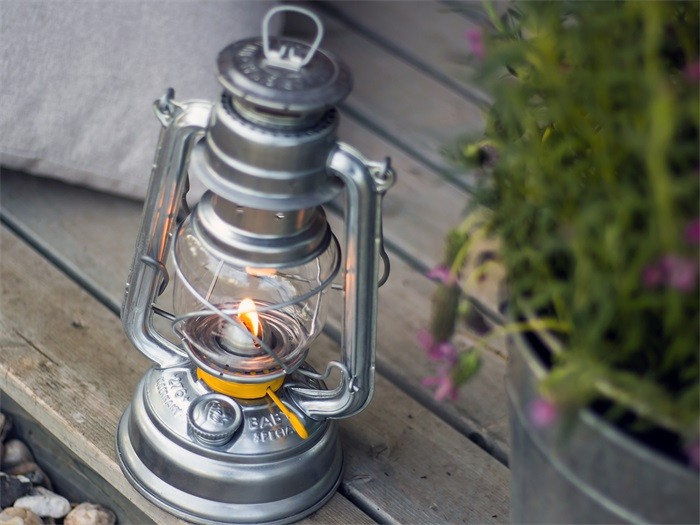 Feuerhand Feuerhand Stormlamp 276 Zink