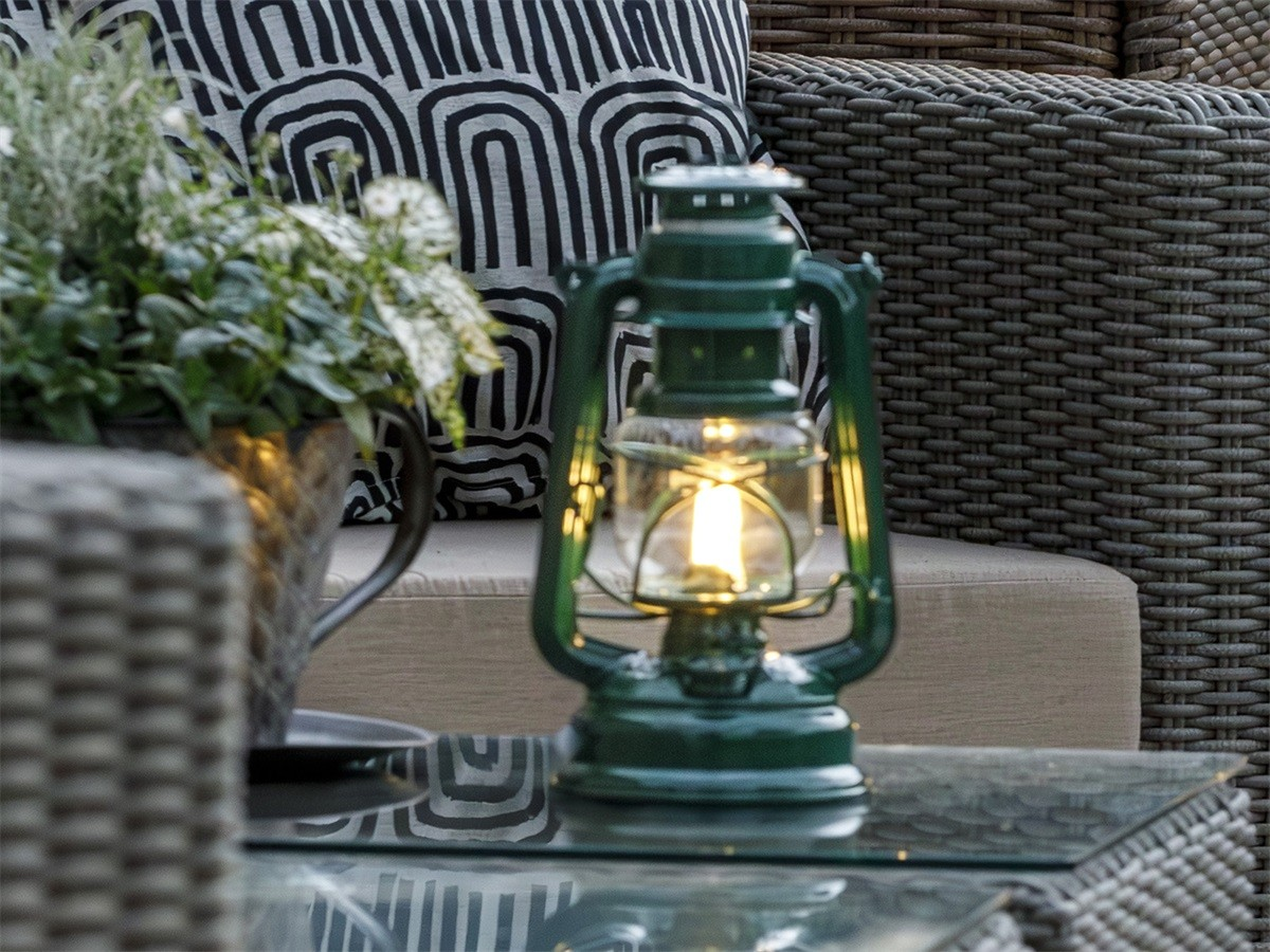 Feuerhand Feuerhand LED Stormlamp 276 Mos Groen