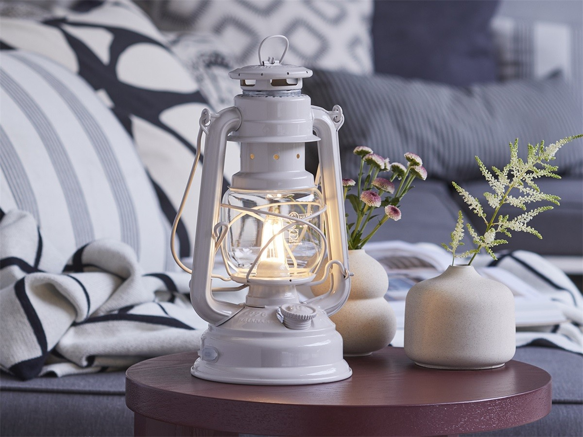 Feuerhand Feuerhand LED Stormlamp 276 Beige