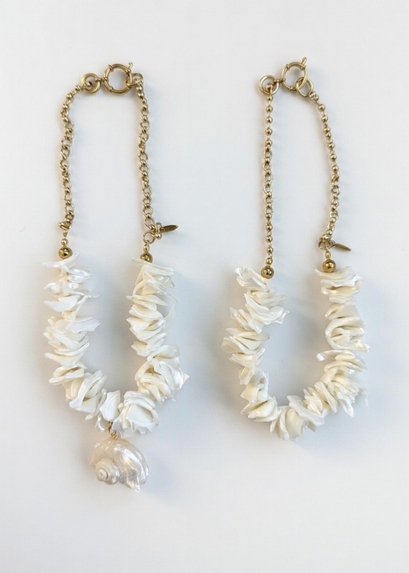 Nakony Mermaid Shell Necklace