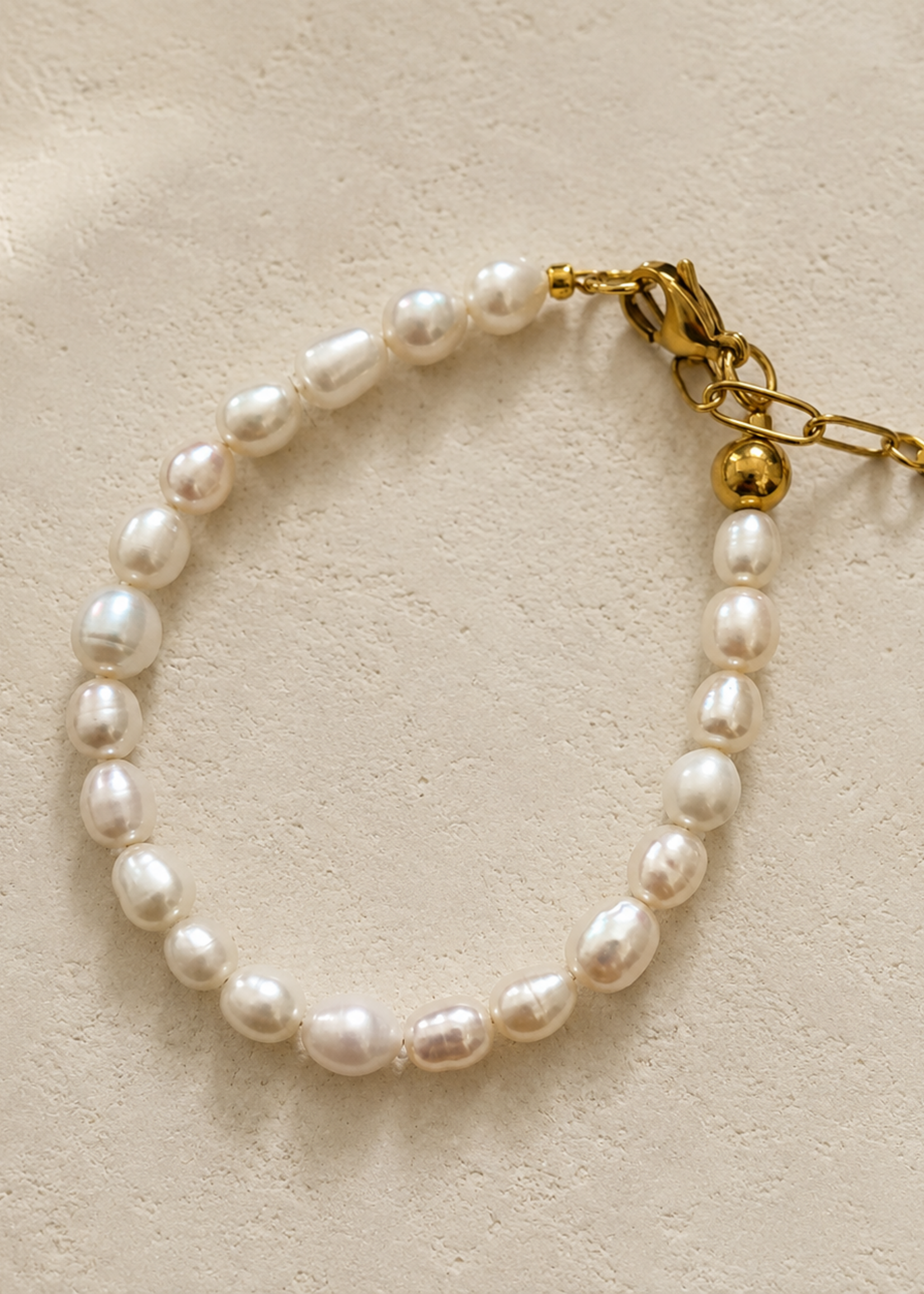 Nakony Central Park Pearl Bracelet