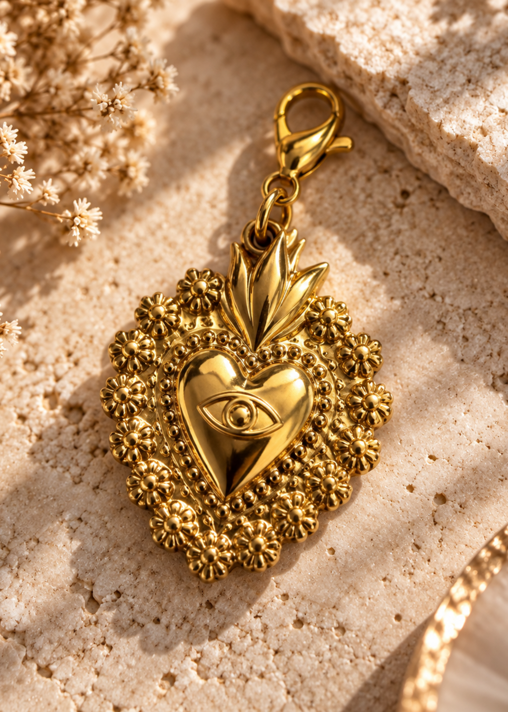 Nakony Sacred Eye Heart Charm
