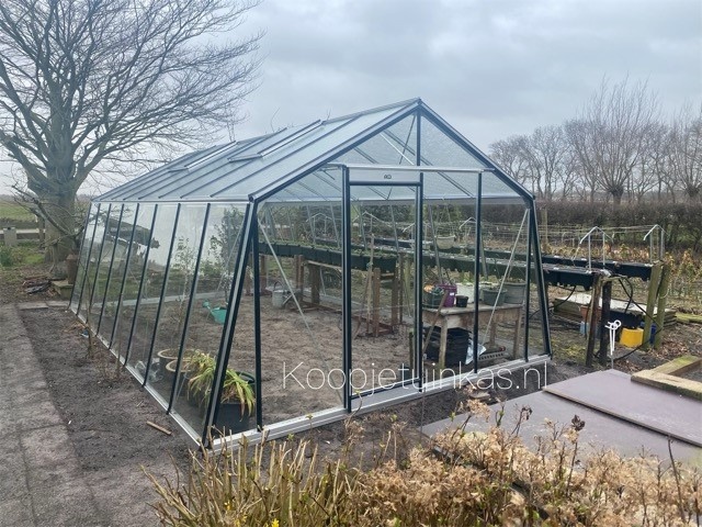 S208 tuinkas in Bergen