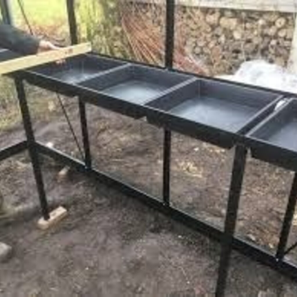 Maatwerk tafel ACD-kas voor zaaikisten / zijkant 224cm Ral 9005