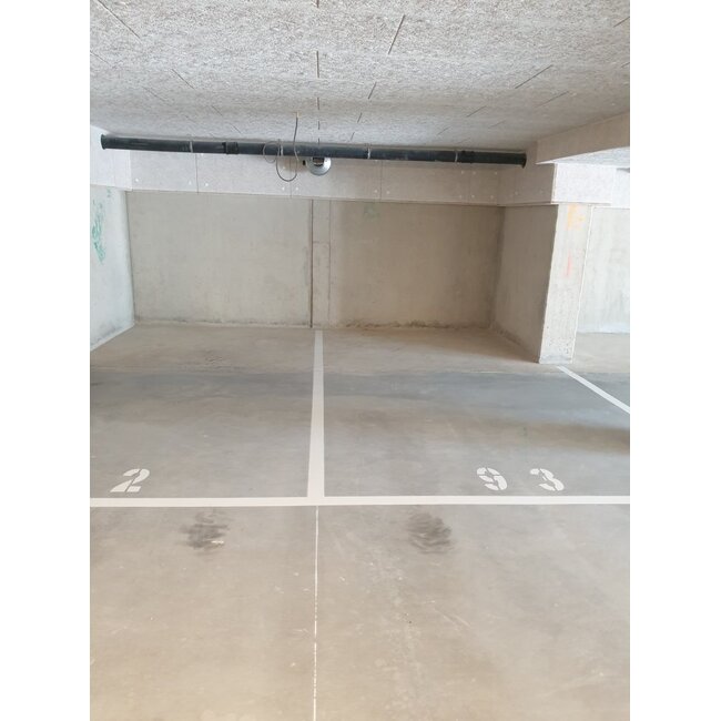 Markering parkeerplaats belijning (met vaknummer)