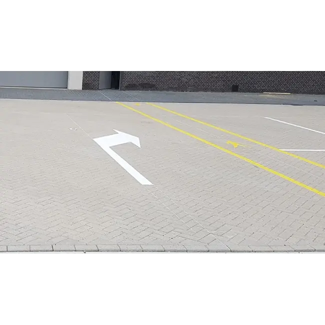 Wegmarkering Verkeerspijl (rechtsaf)