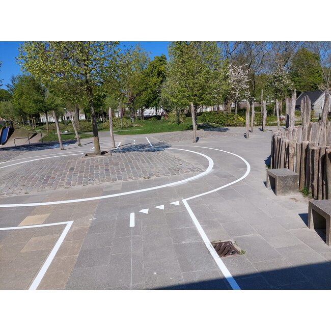 Traffictotaal Wegmarkering schooplein - verkeersplein