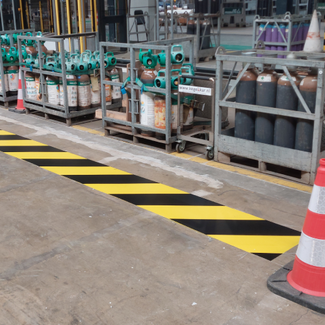 Markering gevarenzone geel-zwart