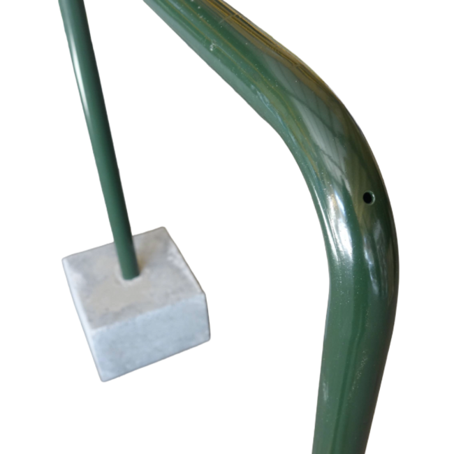 Fietsbeugel groen gepoedercoat 90 x 90 cm - met betonvoet