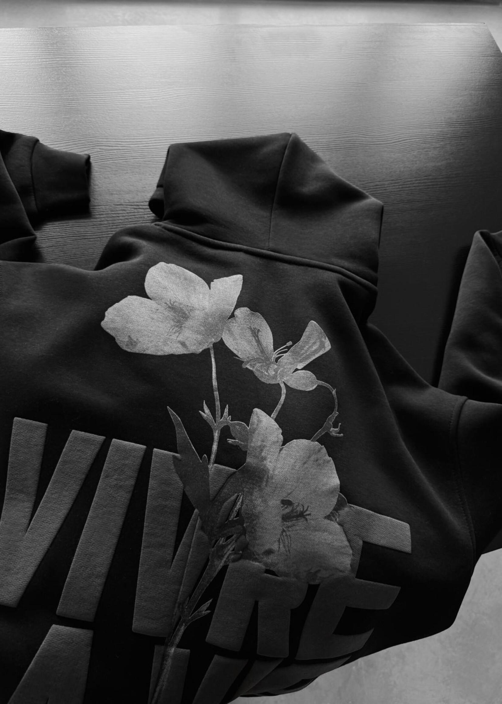 OVERSIZED VIVRE LA VIE HOODIE - BLACK AND GREY