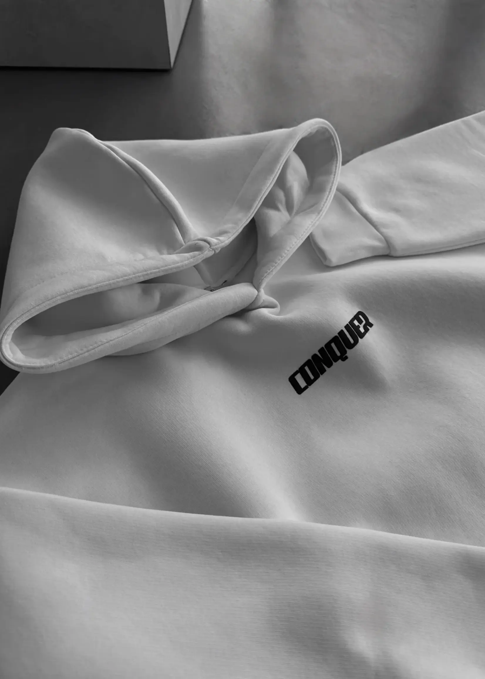 OVERSIZED CONQUER HOODIE - ECRU