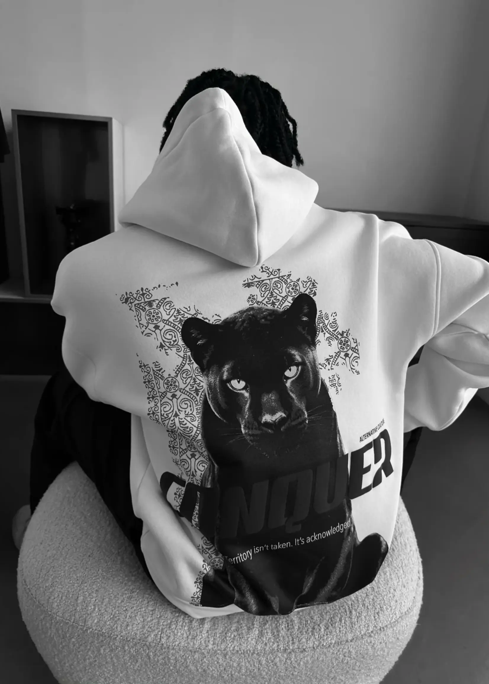 OVERSIZED CONQUER HOODIE - ECRU