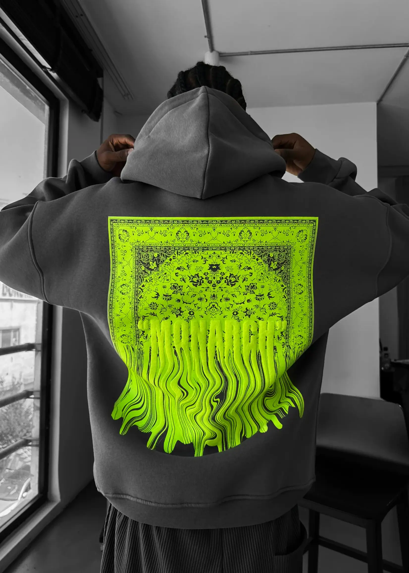 OVERSIZED MONARCH HOODIE - ANTHRACITE