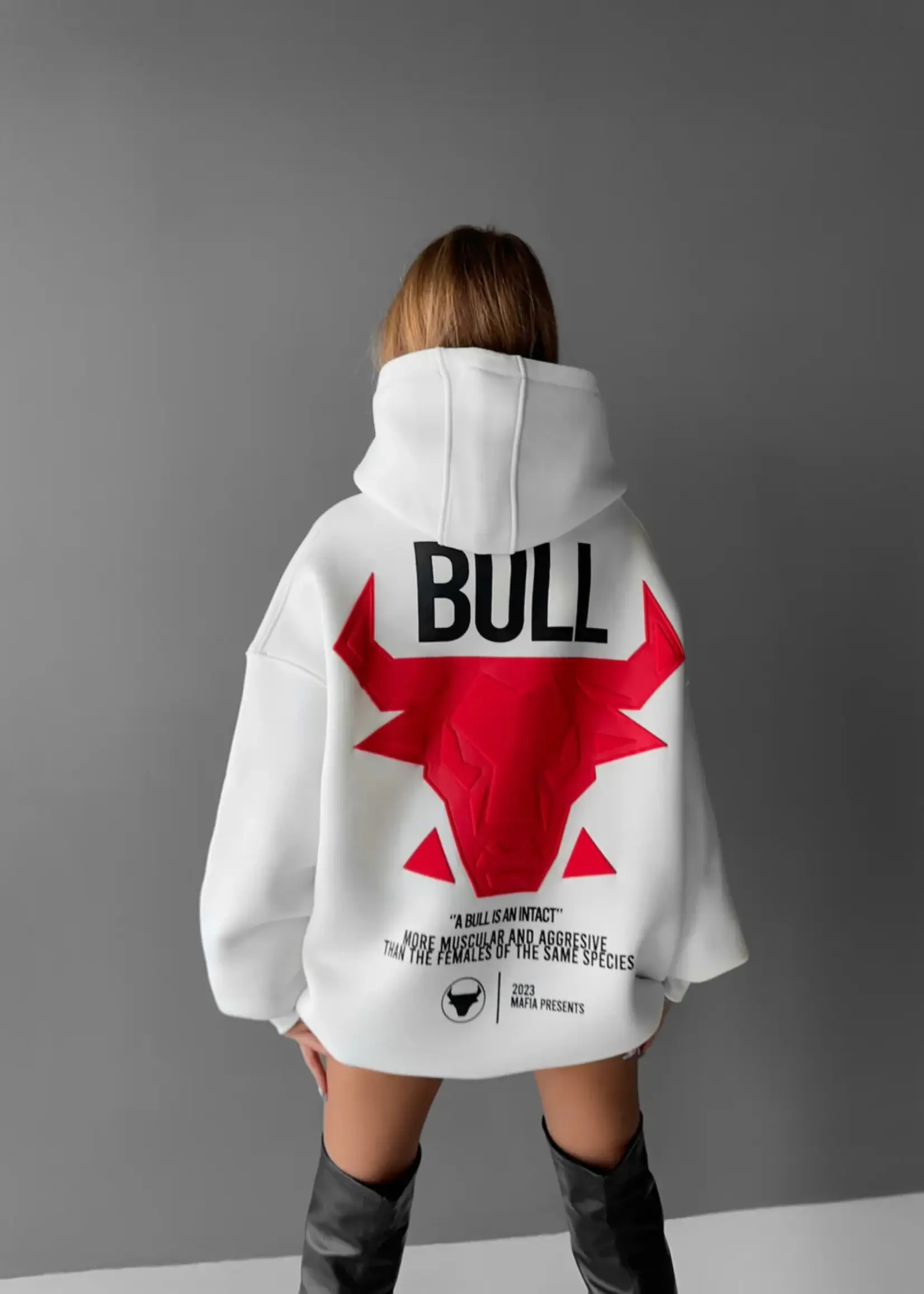 OVERSIZED BULL HOODIE - OFF WHITE