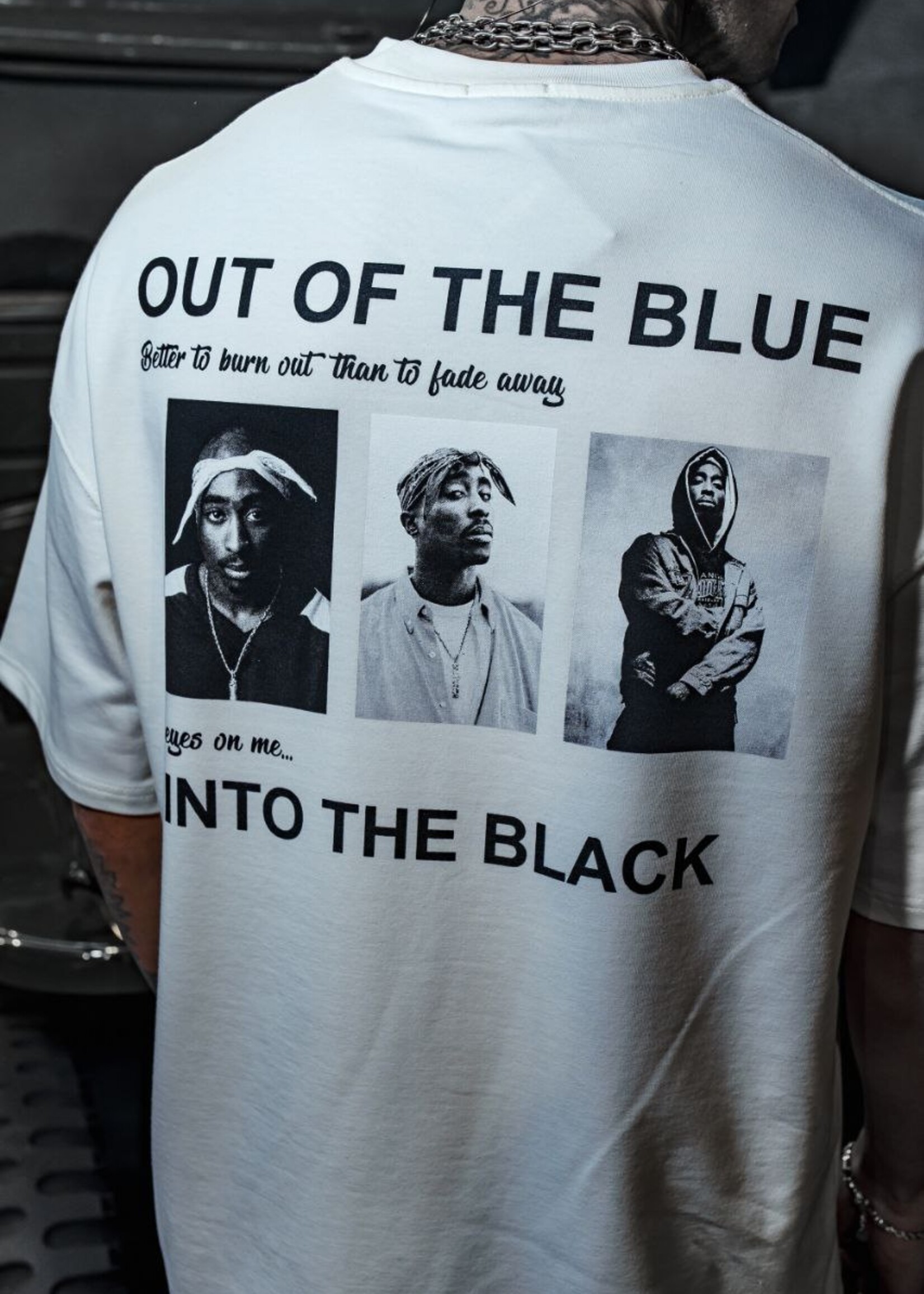 INTO THE BLACK OVERSIZED TEE - WHITE