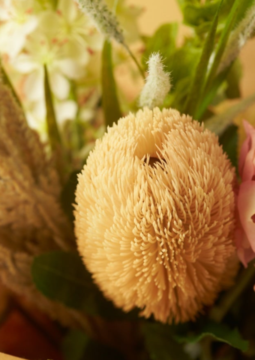 Zijden bloem "Banksia" geel | 65cm