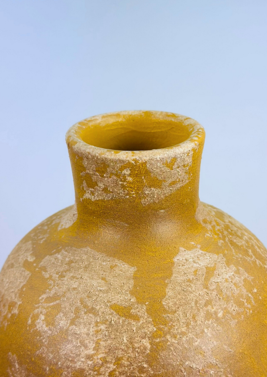 Luxe betonnen vaas - okergeel | 35cm
