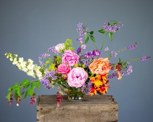 Hoe behouden zijden bloemen hun kleur?