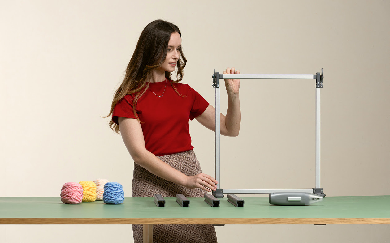 Clawlab Lite tabletop frame assembly for beginner rug tufting