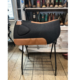 Twisted C Zadelpad Build Up Twisted C Black Felt Brown Leather Roundskirt 28 inch