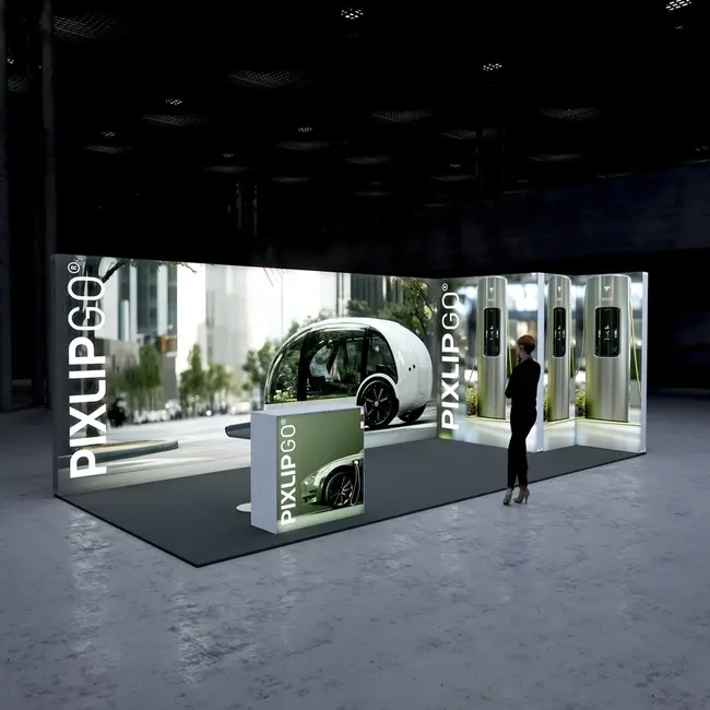 PIXLIP M-17 Beursstand