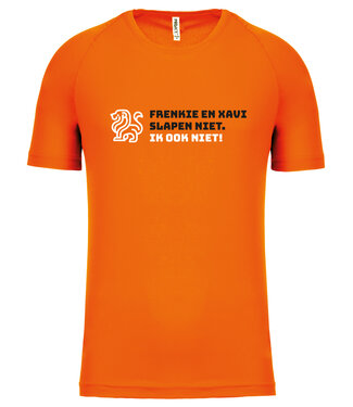 Oranje Fanshirt voor kinderen met tekst "Frenkie en Xavi slapen niet... Ik ook niet"