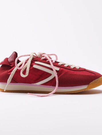 Puraai Puraai Panther Fire