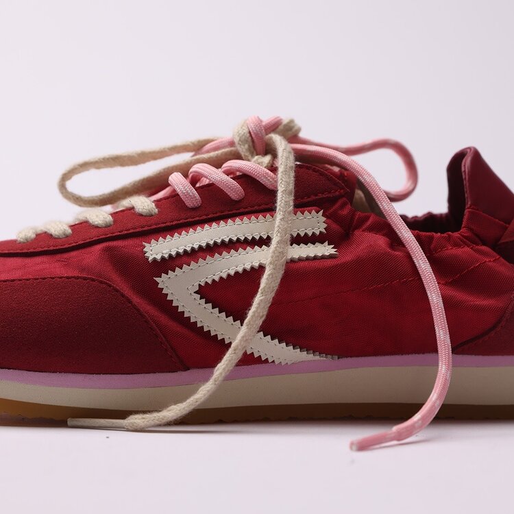 Puraai Puraai Panther Fire