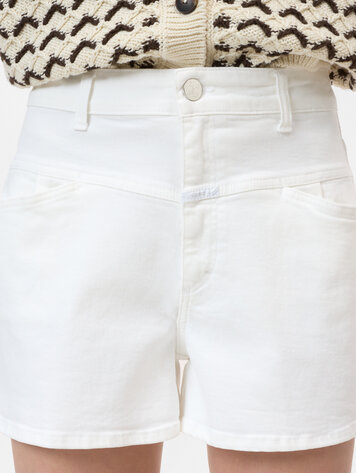 Closed JOCY-X Short White