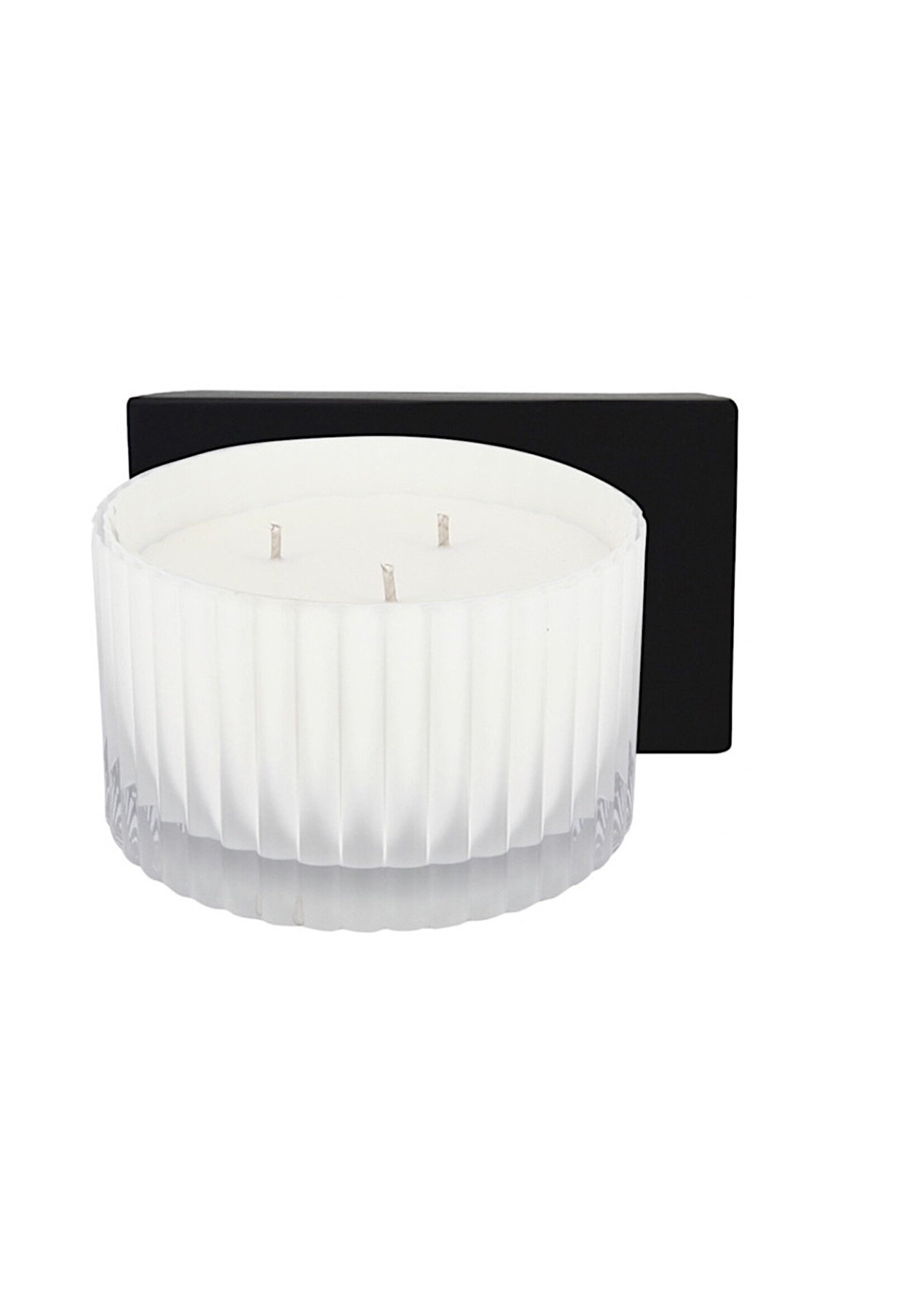 Gepersonaliseerde geurkaars in ribbelglas