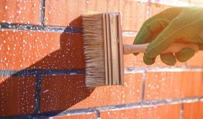 How to waterproof brick walls before winter: a practical guide