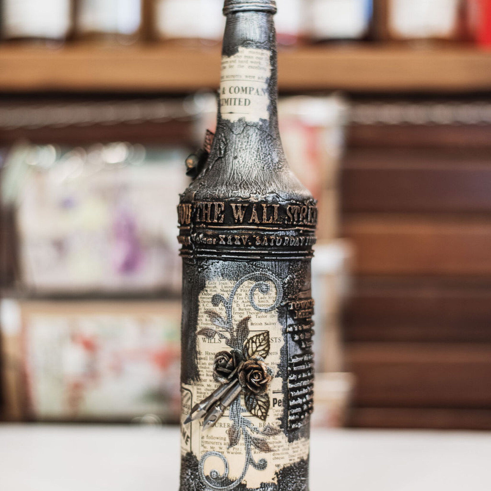 The Writer's Relic – Handgemaakte Mixed Media Sierfles