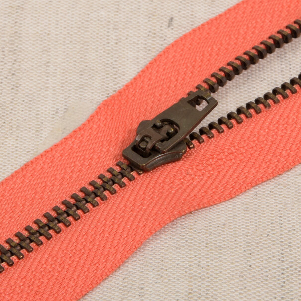 Metalen rits - snoeproze 816