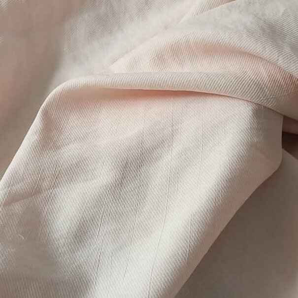 2 meter wearable stories - soepele linnenlook keper lichtroze