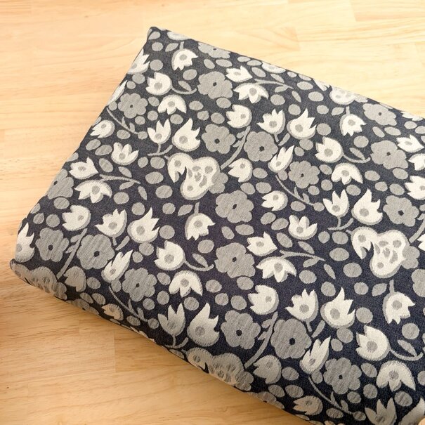 2 meter italiaanse deadstock - denim jacquard SV26