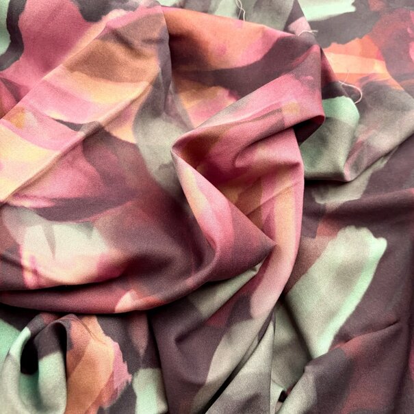 2 meter italiaanse deadstock - stretch blousestof SV26