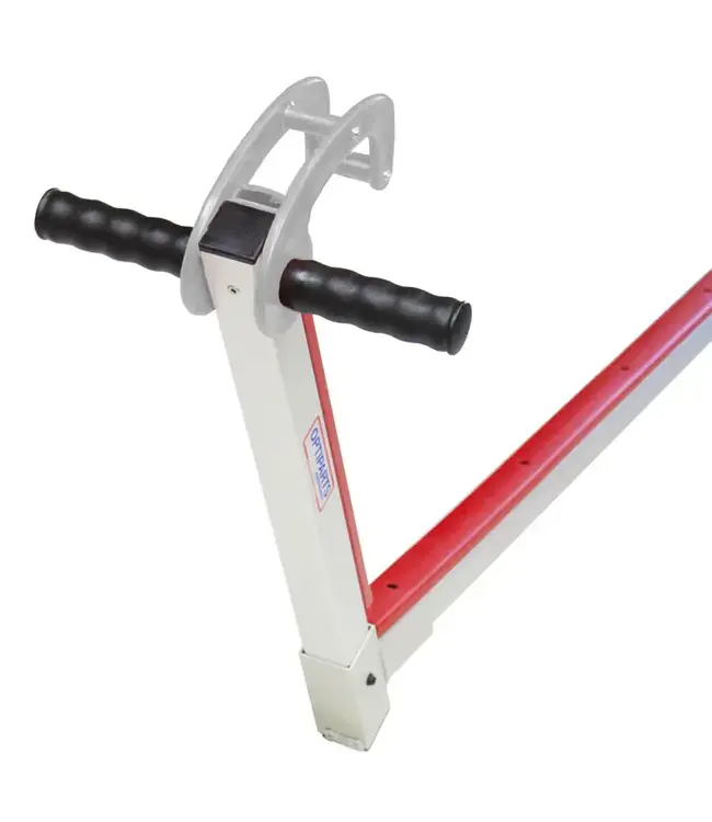 Optiparts Zelfde ontwerp als onze reguliere aluminium trolley, maar dan met riem. Het tilt de dwarsbalk op, wat zorgt voor een kleinere kans op krassen op de romp. Uw Optimist glijdt gemakkelijk van de riem bij het lanceren.